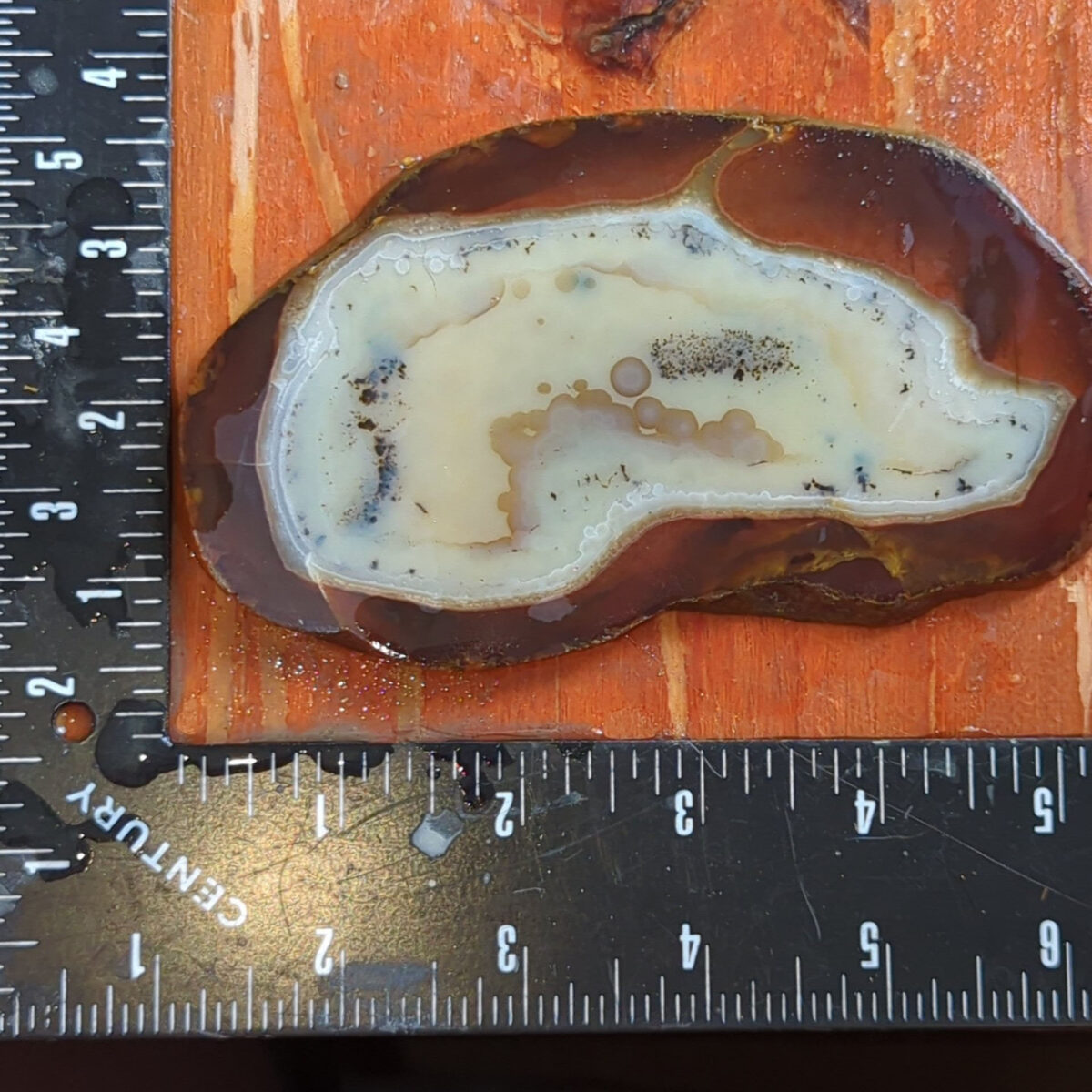 8514 agate 4